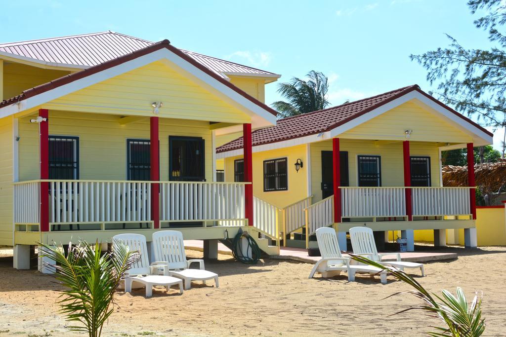 The White Horse Inn - Hopkins Village Beach Belize Luaran gambar