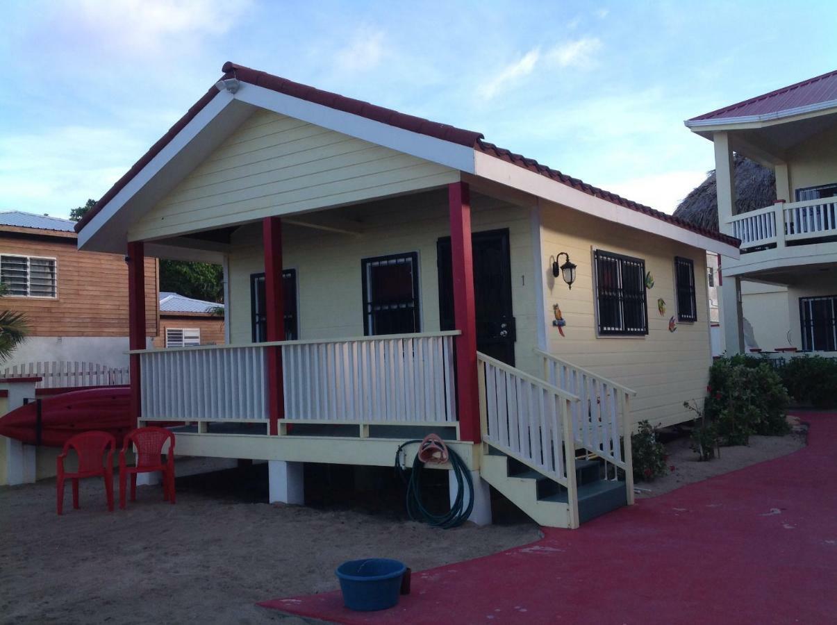 The White Horse Inn - Hopkins Village Beach Belize Luaran gambar